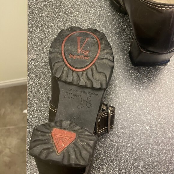 John Fluevog burgandy Mary Janes - Picture 4 of 4